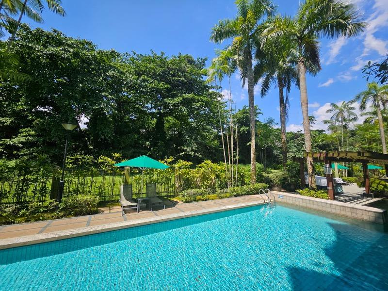 The Edgewater Condominium For Rent, $3,680, 2 Bed 2 Bath 980 sqft $3.76 psf