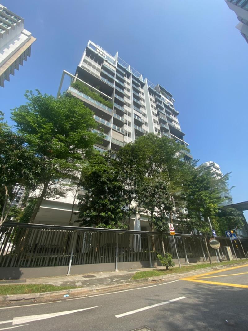 18 Woodsville Condominium For Rent, $3,900, 2 Bed 2 Bath 710 sqft $5.49 psf