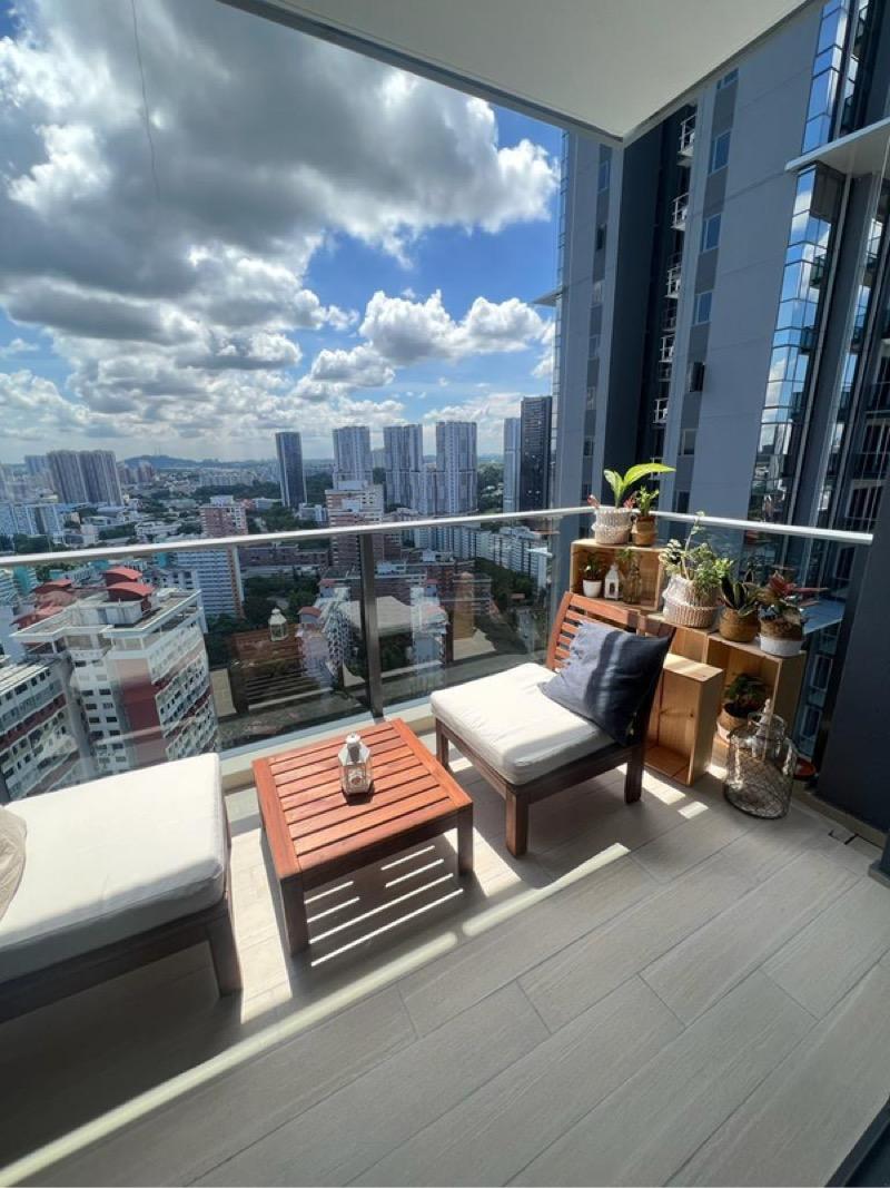 Stirling Residences Condominium For Rent, $6,500, 3 Bed 2 Bath 883 sqft $7.36 psf