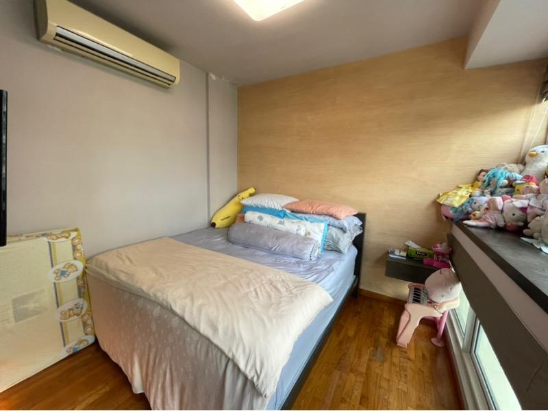 The Esparis Condominium For Rent, $4,200, 3 Bed 3 Bath 1,185 sqft $3.54 psf
