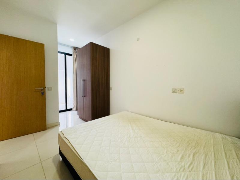Jing Suites Condominium For Rent, $3,400, 2 Bed 1 Bath 559 sqft $6.08 psf