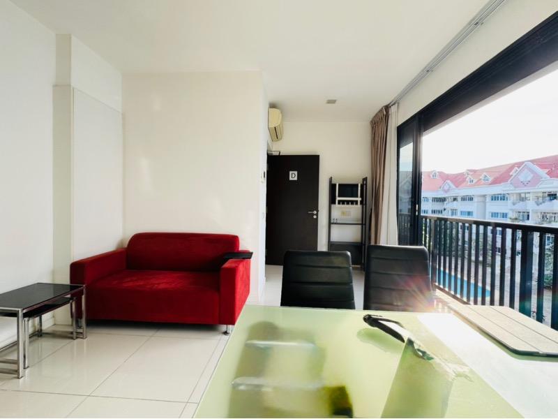 Jing Suites Condominium For Rent, $3,400, 2 Bed 1 Bath 559 sqft $6.08 psf