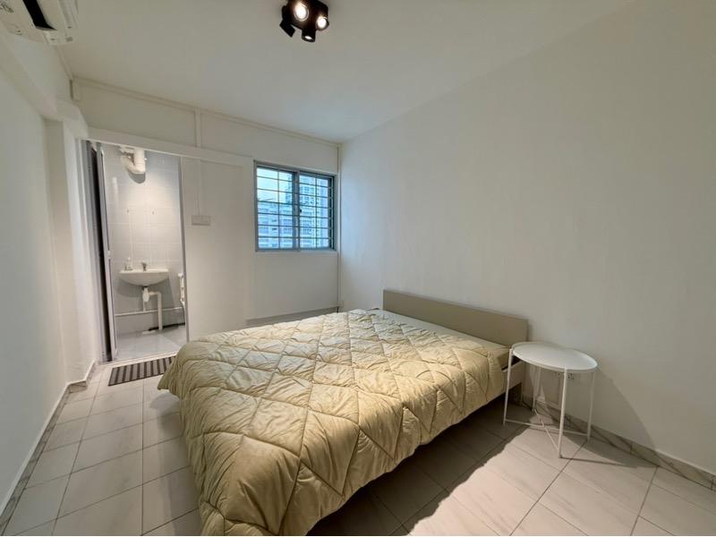 Prop-GPT: HDB Apartment: D20  195 Bishan Street 13