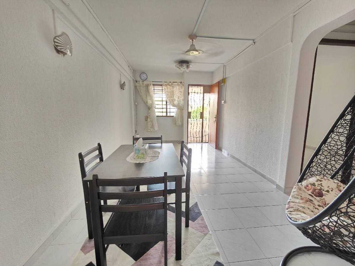 HDB Apartment for Rent, 125 Bedok North Road HDB Apartment Room Rental, $950, 1 Bed 1 Bath 129 sqft $7.36 psf, SGD 950 | 99-year Leasehold