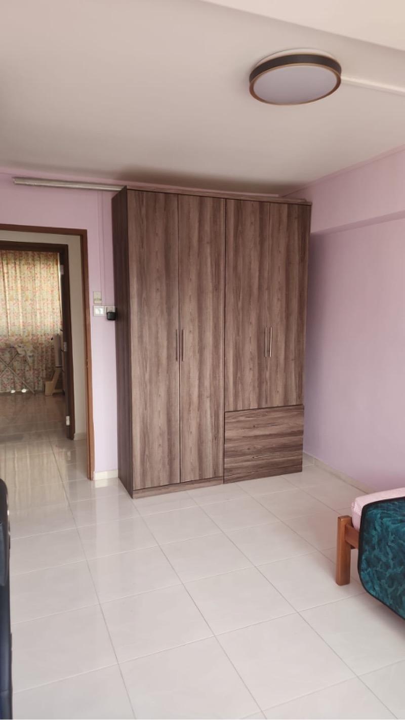 HDB Apartment for Rent, 117 Serangoon North Avenue 1 HDB Apartment Room Rental, $900, 1 Bed 2 Bath 2,152 sqft $0.42 psf, SGD 900 | 99-year Leasehold