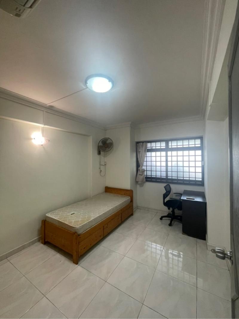 175 Lompang Road HDB Apartment For Rent, $3,499, 3 Bed 2 Bath 1,119 sqft $3.13 psf