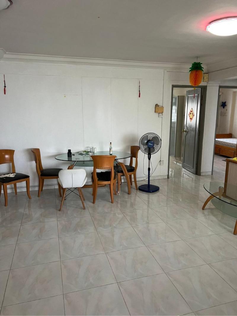 HDB Apartment for Rent, 175 Lompang Road HDB Apartment For Rent, $3,499, 3 Bed 2 Bath 1,119 sqft $3.13 psf, SGD 3,499 | 99-year Leasehold