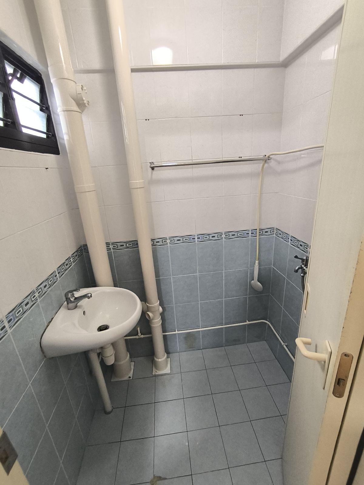 2 Hougang Avenue 3 HDB Apartment For Rent, $3,000, 2 Bed 1 Bath 635 sqft $4.72 psf