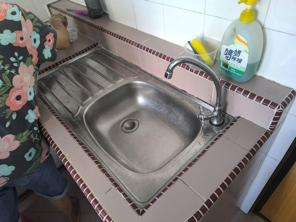 2 Hougang Avenue 3 HDB Apartment For Rent, $3,000, 2 Bed 1 Bath 635 sqft $4.72 psf