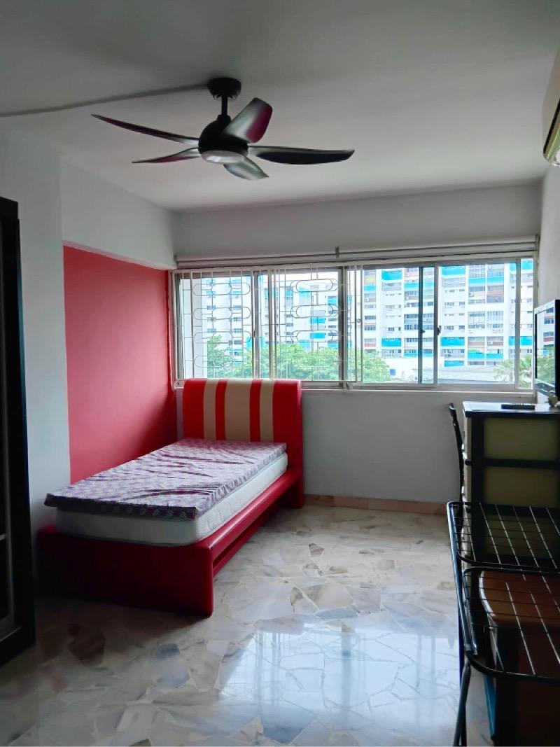 Prop-GPT: HDB Apartment: D22  320 Jurong East Street 31