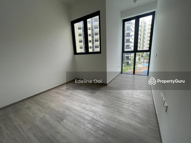 Prop-GPT: Condominium: D19  Sengkang Grand Residences