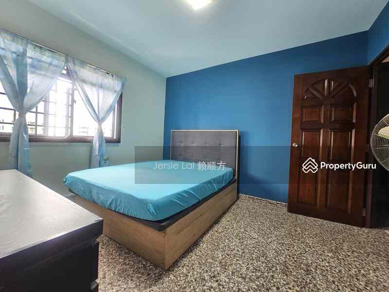 Prop-GPT: HDB Flat: D19  295C Compassvale Crescent