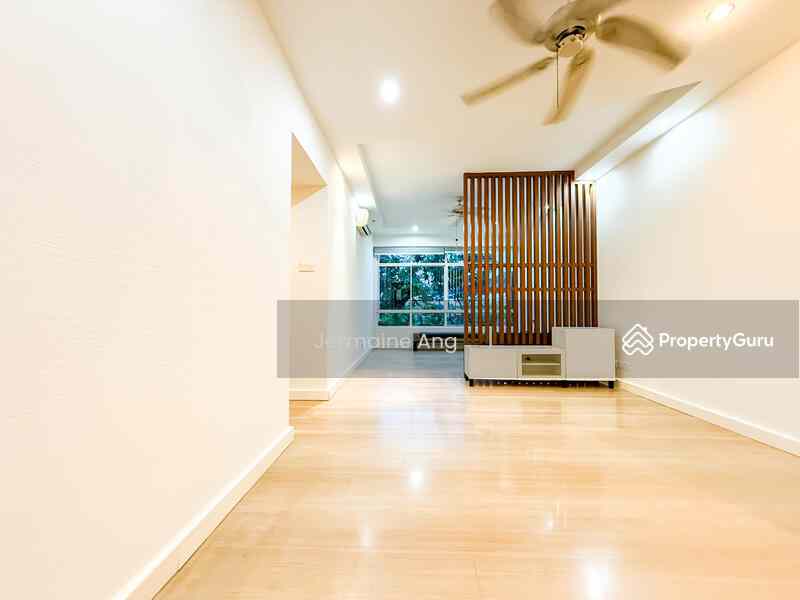 Prop-GPT: Condominium: D25  Woodgrove Condo