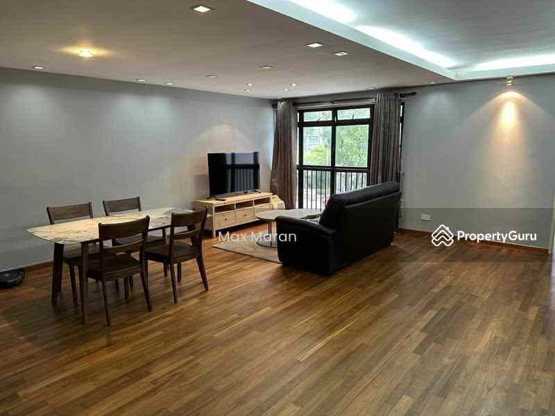 Prop-GPT: HDB Flat: D19  201B Compassvale Drive