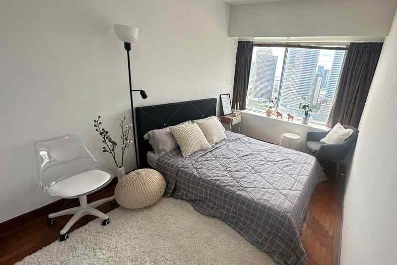Prop-GPT: Apartment: D07  The Plaza
