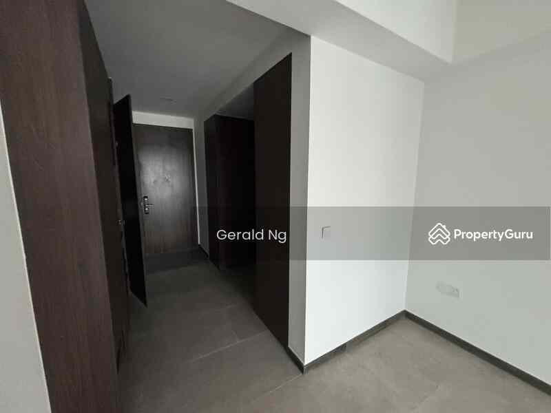Prop-GPT: Condominium: D07  Midtown Modern