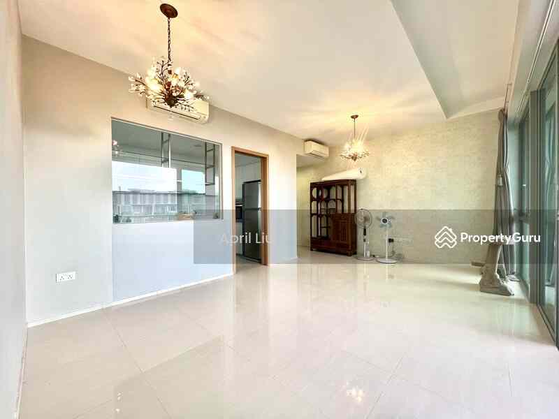 Prop-GPT: Condominium: D18 Pasir Ris Ripple Bay