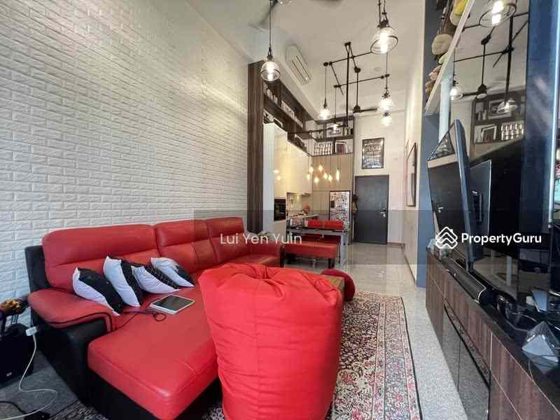 Prop-GPT: Condominium: D23 Hillview The Hillier