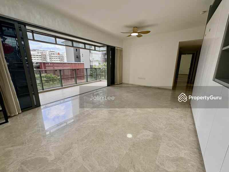 Prop-GPT: Condominium: D20  JadeScape