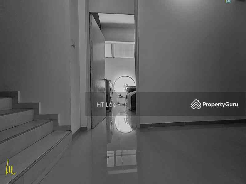 Prop-GPT: Apartment: D10  Crystal Court