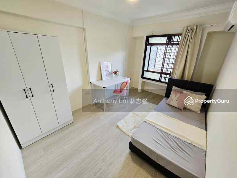 Prop-GPT: HDB Flat: D22 Boon Lay 663B Jurong West Street 65