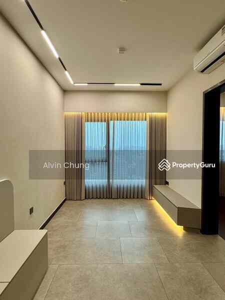 Prop-GPT: Condominium: D07  Midtown Modern