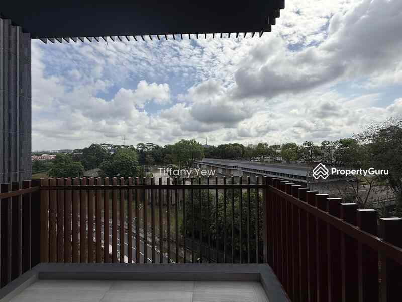 Prop-GPT: Condominium: D21  KI Residences At Brookvale