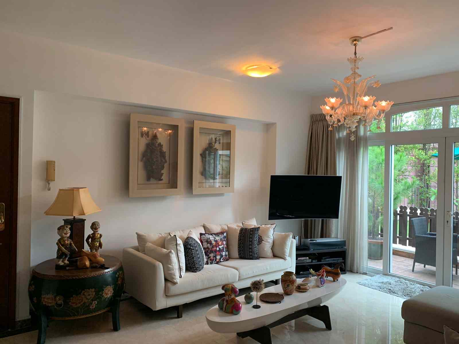 Prop-GPT: Condominium: D10 Holland Sixth Avenue Ville