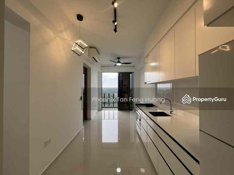 Prop-GPT: Condominium: D28 Seletar Parc Botannia