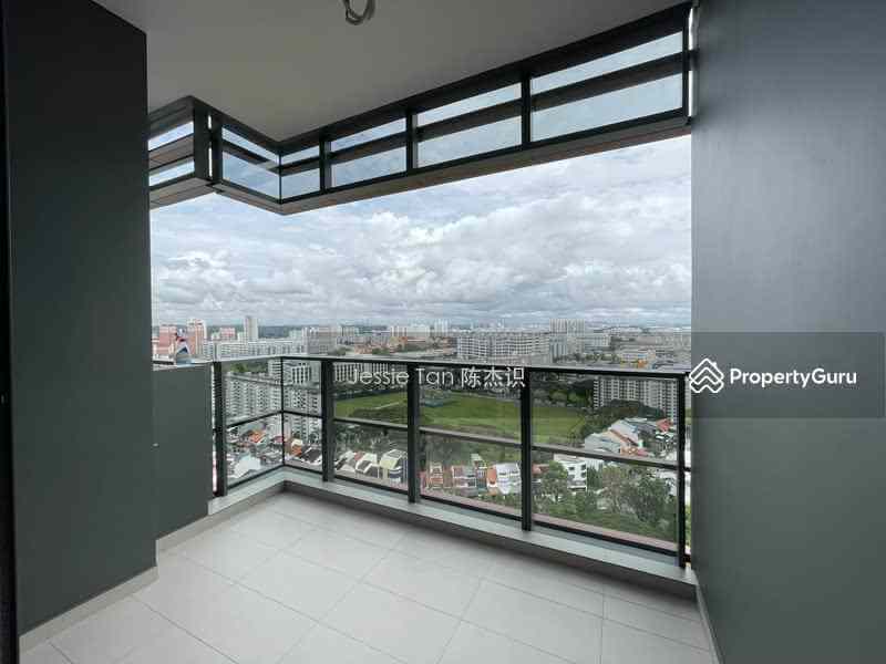 Prop-GPT: Condominium: D20  JadeScape