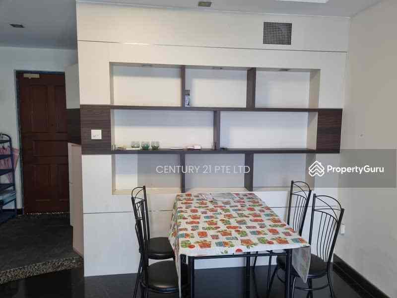 Prop-GPT: HDB Flat: D19  207B Compassvale Lane