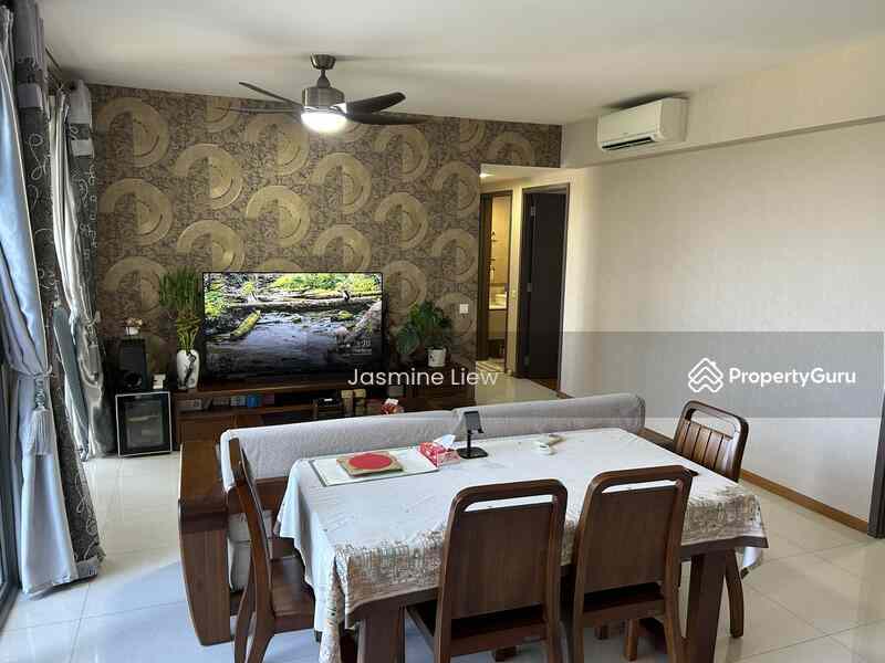 Prop-GPT: Condominium: D18 Pasir Ris Vue 8 Residence