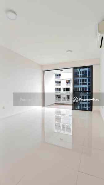 Prop-GPT: Executive Condominium: D19 Punggol Twin Waterfalls