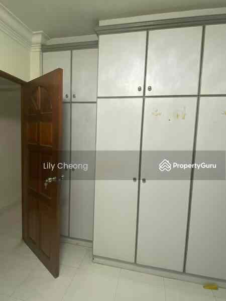 Prop-GPT: HDB Flat: D03  103 Henderson Crescent