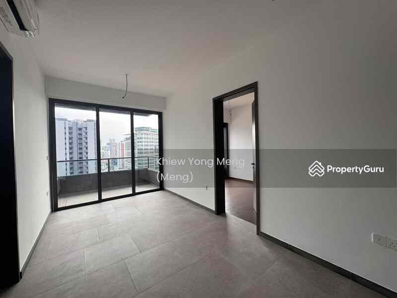 Prop-GPT: Condominium: D07  Midtown Modern