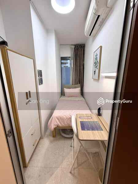 Prop-GPT: Condominium: D22 Boon Lay The Lakefront Residences