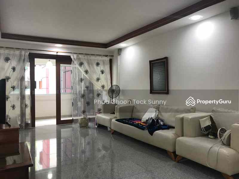 Prop-GPT: HDB Flat: D27 Yishun 212 Yishun Street 21
