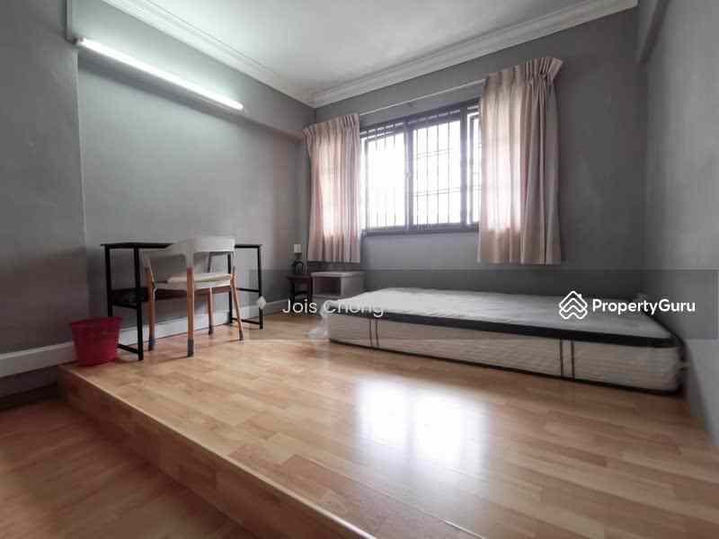 Prop-GPT: HDB Flat: D18  903 Tampines Avenue 4