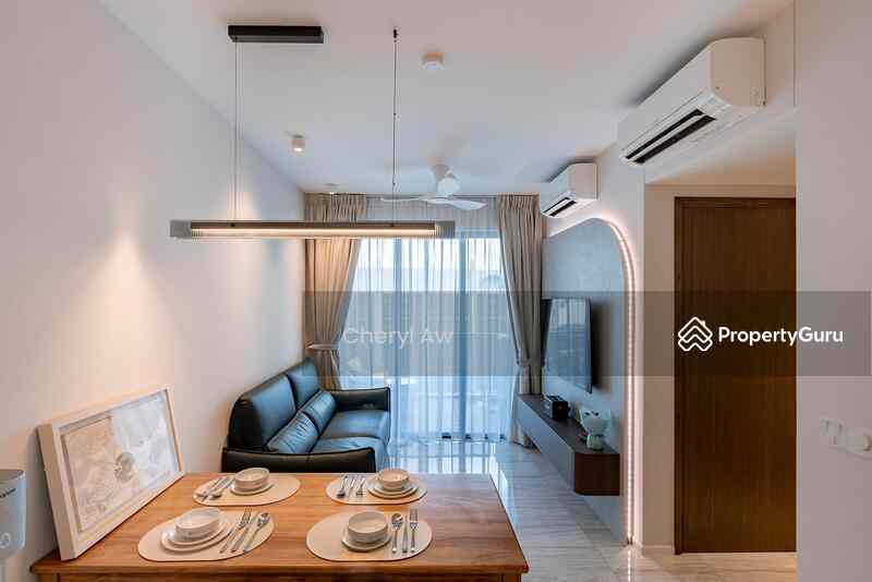 Prop-GPT: Condominium: D14  Parc Esta