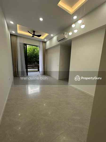 Prop-GPT: Condominium: D21  KI Residences At Brookvale
