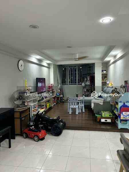 Prop-GPT: HDB Flat: D27  339A Sembawang Close