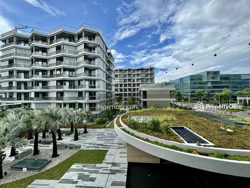 Prop-GPT: Condominium: D04  The Reef at King's Dock
