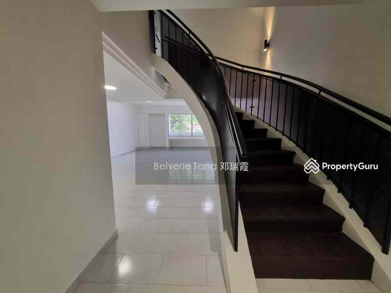 Prop-GPT: Condominium: D11  Chancery Court