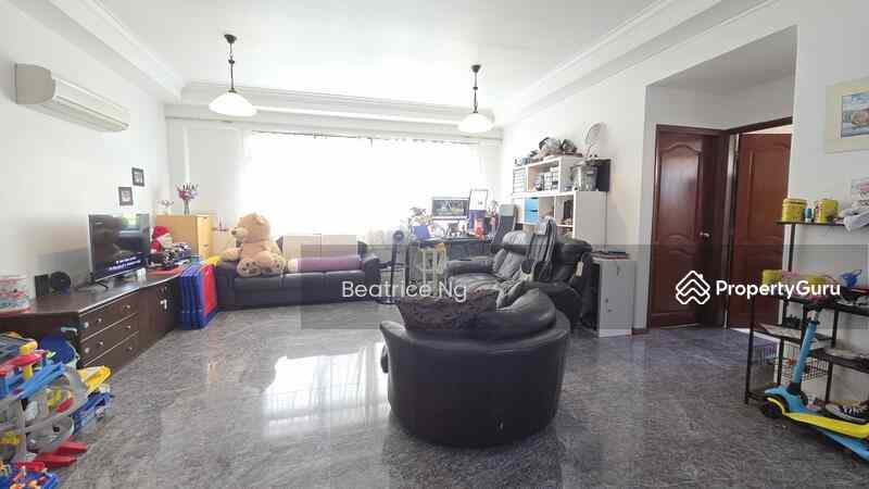 Prop-GPT: Apartment: D10  Kellock Lodge