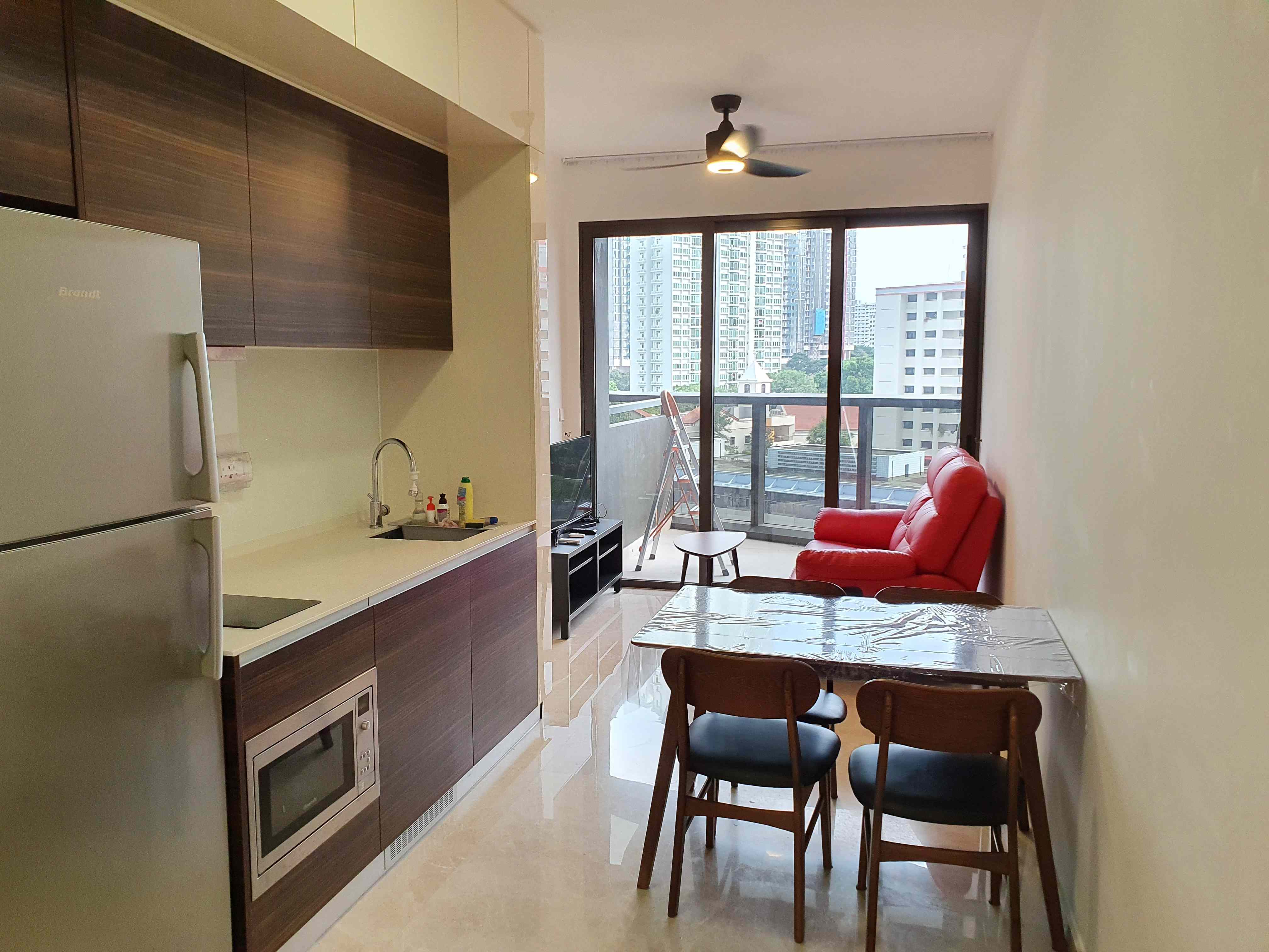 Prop-GPT: Condominium: D03  Commonwealth Towers