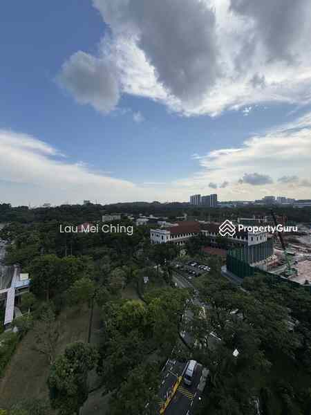 Prop-GPT: Apartment: D03  Queensway Tower