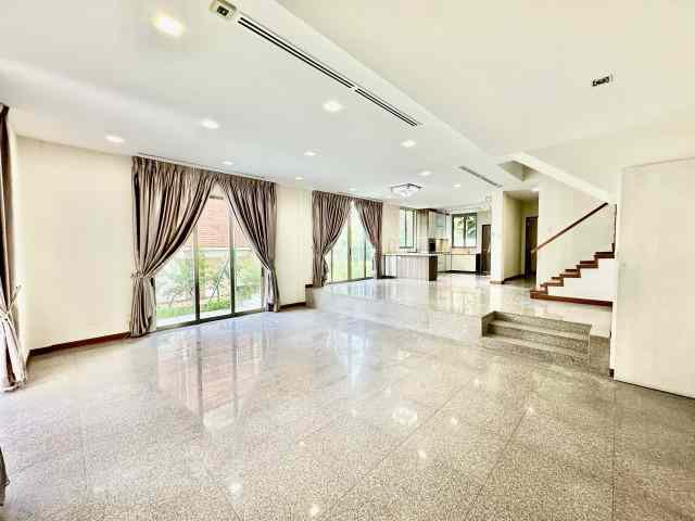 4B Begonia Road: D19  Corner Terrace | Prop-GPT the AI-Powered Property Guru