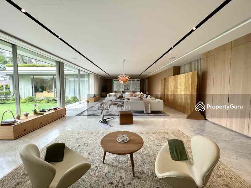 Prop-GPT: Bungalow - Good Class: D10  Newly built GCB for rent at Bishopsgate vicinity