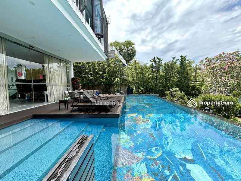 Prop-GPT: Detached: D04  Waterway facing Sentosa Cove Bungalow with own berth