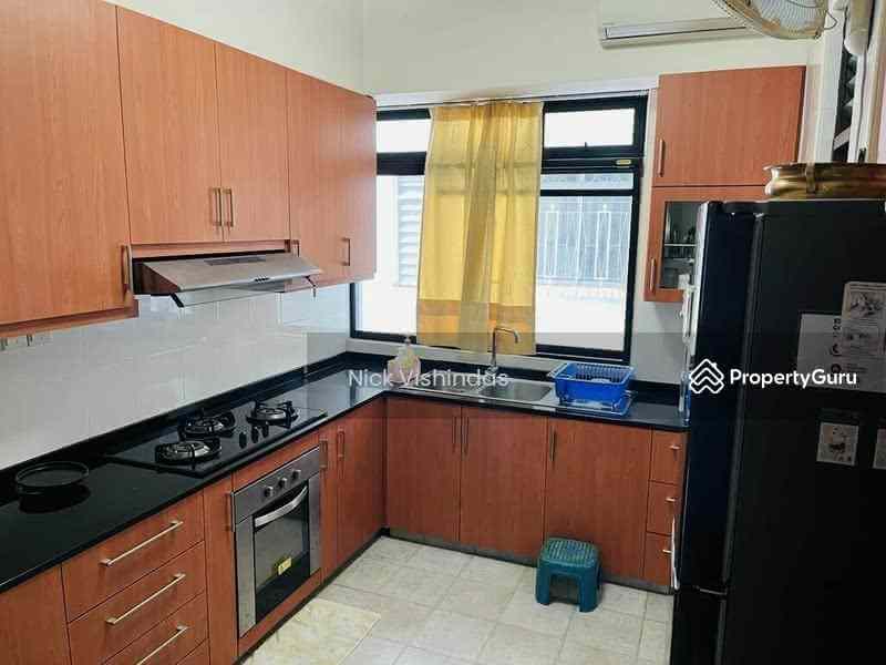 Prop-GPT: Condominium: D15  King's Mansion